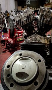 mantenimiento de motos harley - piezas